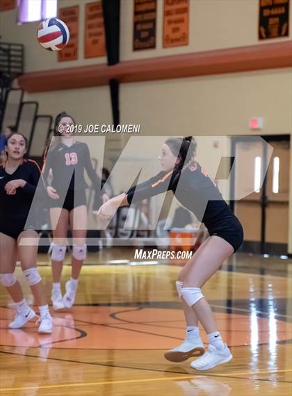 Thumbnail 3 in Harlan @ Medina Valley photogallery.