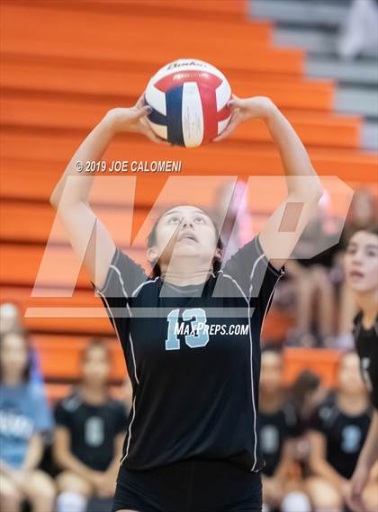 Thumbnail 1 in Harlan @ Medina Valley photogallery.