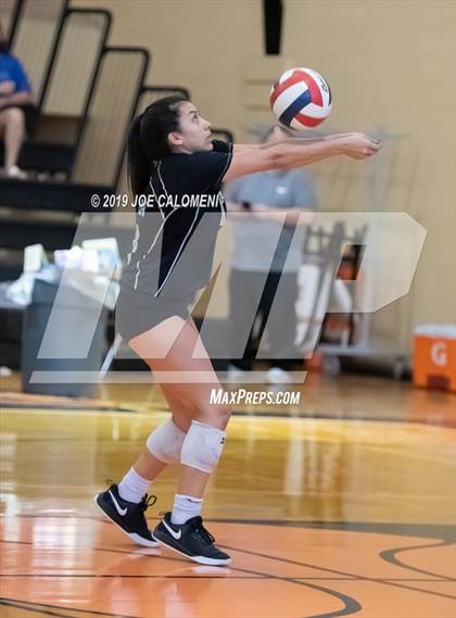 Thumbnail 3 in Harlan @ Medina Valley photogallery.