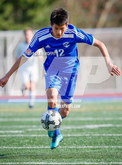 Thumbnail 3 in Meadowdale vs Shorewood photogallery.