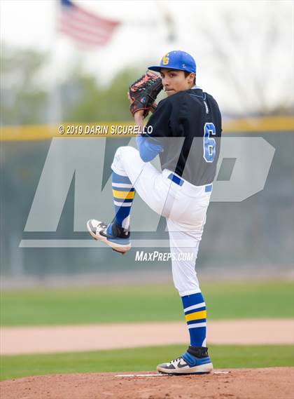Thumbnail 2 in Casa Grande vs. Mountain View (Bob Everett Classic) photogallery.
