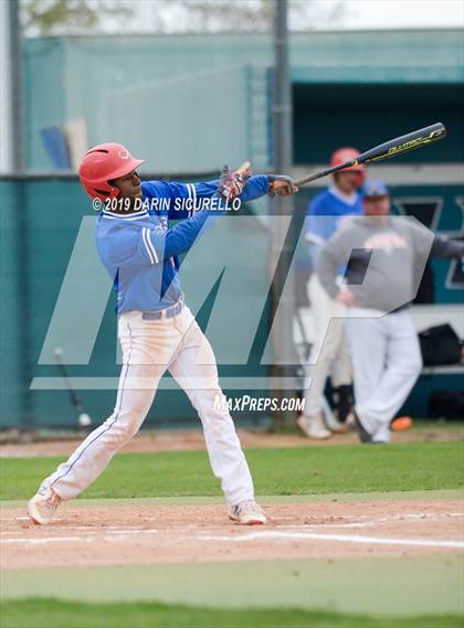Thumbnail 1 in Casa Grande vs. Mountain View (Bob Everett Classic) photogallery.