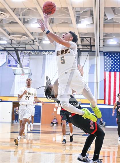 Thumbnail 1 in Reading @ Muhlenberg photogallery.