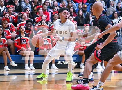 Thumbnail 2 in Reading @ Muhlenberg photogallery.