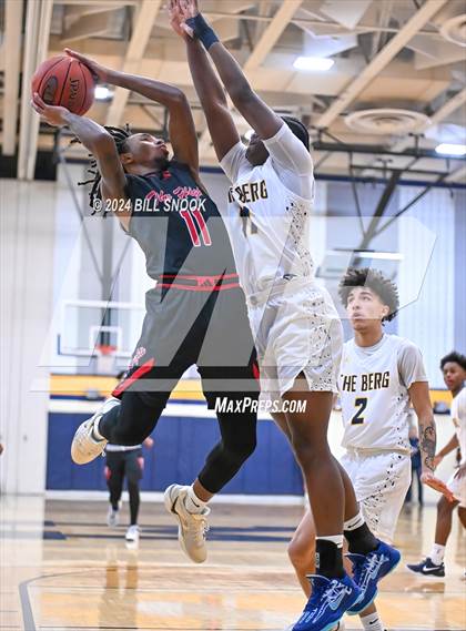 Thumbnail 2 in Reading @ Muhlenberg photogallery.