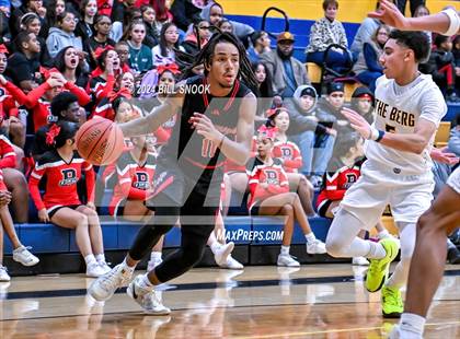 Thumbnail 3 in Reading @ Muhlenberg photogallery.