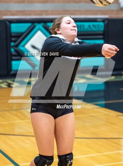Thumbnail 2 in Desert Ridge vs Highland photogallery.