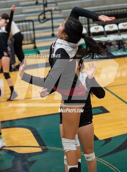 Thumbnail 3 in Desert Ridge vs Highland photogallery.