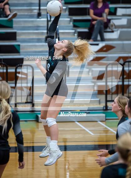 Thumbnail 3 in Desert Ridge vs Highland photogallery.