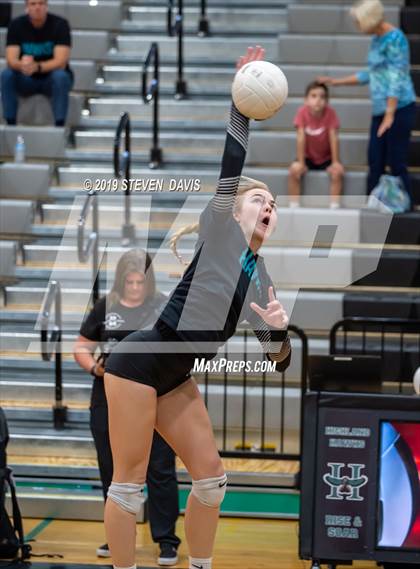 Thumbnail 3 in Desert Ridge vs Highland photogallery.