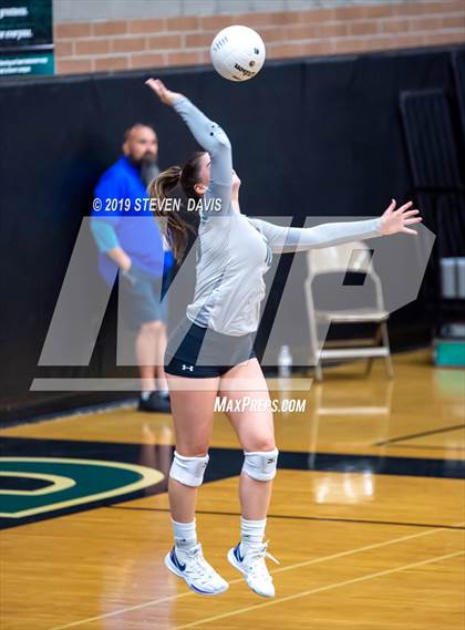 Thumbnail 3 in Desert Ridge vs Highland photogallery.