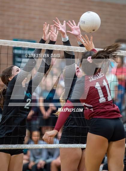Thumbnail 3 in Desert Ridge vs Highland photogallery.