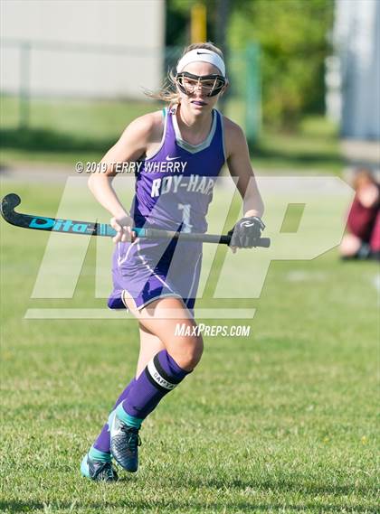 Thumbnail 2 in Royalton-Hartland @ Sacred Heart Academy photogallery.