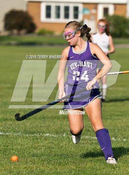 Thumbnail 3 in Royalton-Hartland @ Sacred Heart Academy photogallery.