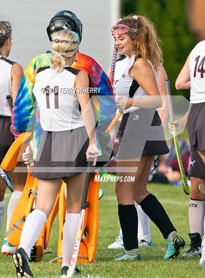 Thumbnail 2 in Royalton-Hartland @ Sacred Heart Academy photogallery.