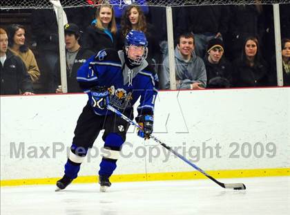 Thumbnail 1 in East Catholic @ Rockville/Manchester United photogallery.