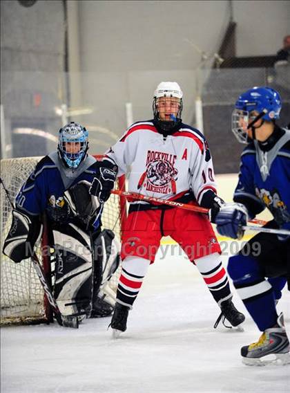 Thumbnail 1 in East Catholic @ Rockville/Manchester United photogallery.