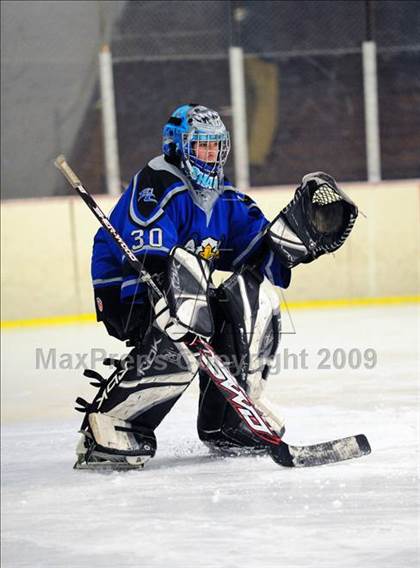 Thumbnail 3 in East Catholic @ Rockville/Manchester United photogallery.