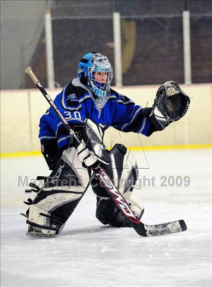 Thumbnail 3 in East Catholic @ Rockville/Manchester United photogallery.