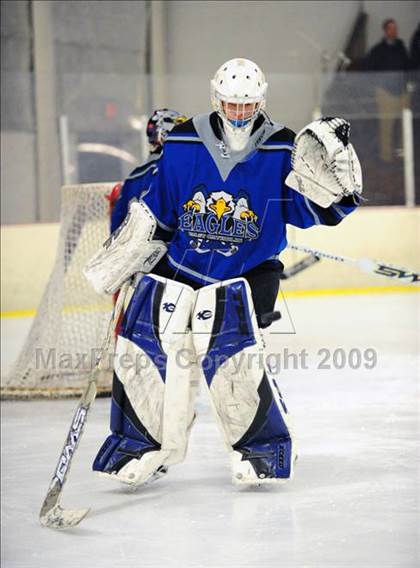Thumbnail 3 in East Catholic @ Rockville/Manchester United photogallery.