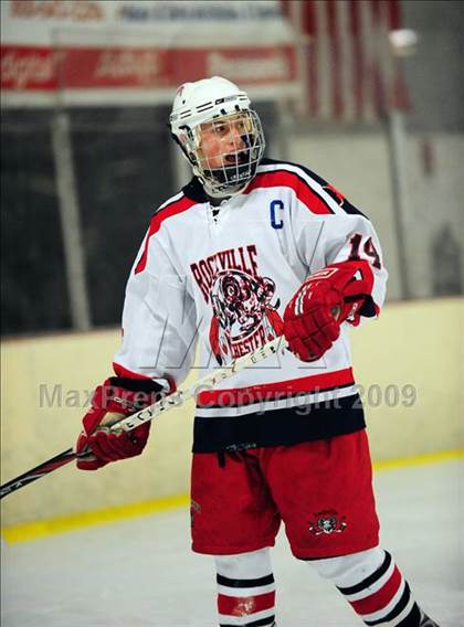 Thumbnail 1 in East Catholic @ Rockville/Manchester United photogallery.