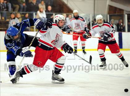 Thumbnail 1 in East Catholic @ Rockville/Manchester United photogallery.