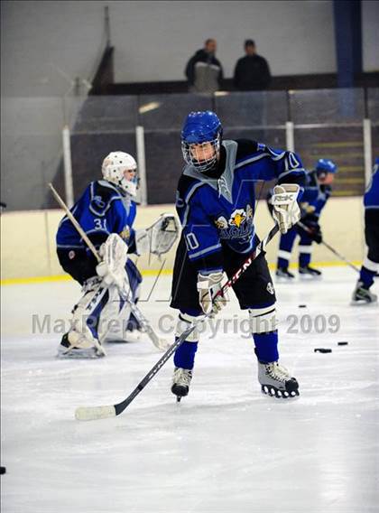 Thumbnail 2 in East Catholic @ Rockville/Manchester United photogallery.