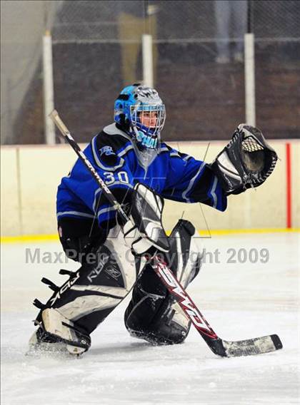 Thumbnail 3 in East Catholic @ Rockville/Manchester United photogallery.