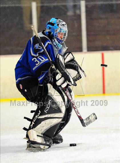 Thumbnail 2 in East Catholic @ Rockville/Manchester United photogallery.