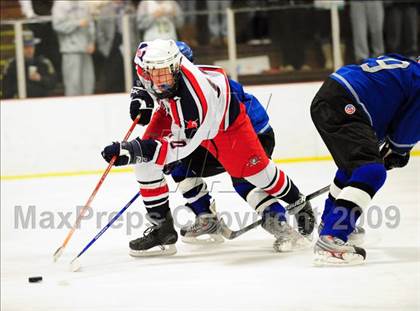 Thumbnail 1 in East Catholic @ Rockville/Manchester United photogallery.
