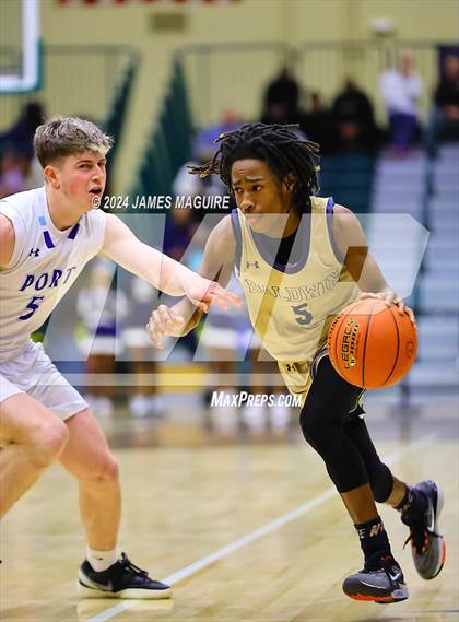 Thumbnail 2 in Port Washington vs. Baldwin (NYSPHSAA Section 8 Class AAA Final) photogallery.