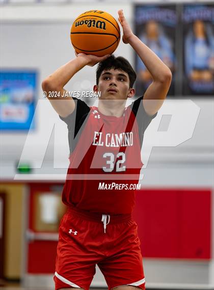 Thumbnail 2 in El Camino @ Hillsdale photogallery.