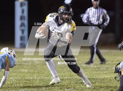 Thumbnail 1 in Tuscola vs Cumberland (IHSA 1A Round 1) photogallery.