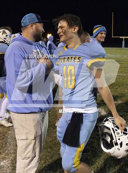 Thumbnail 1 in Tuscola vs Cumberland (IHSA 1A Round 1) photogallery.