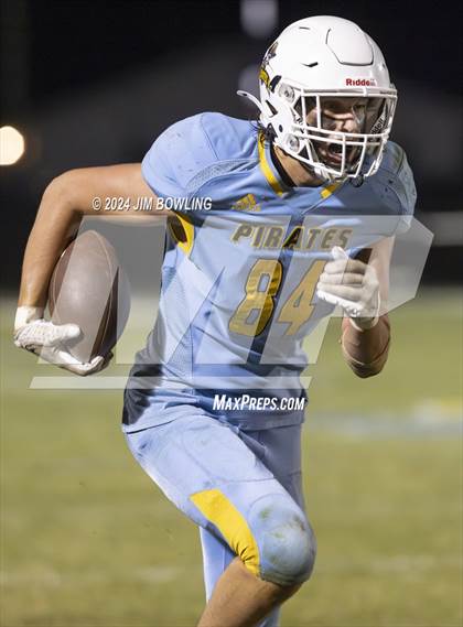 Thumbnail 2 in Tuscola vs Cumberland (IHSA 1A Round 1) photogallery.