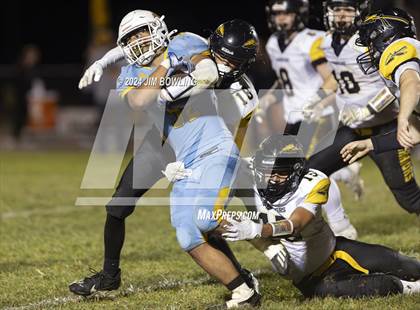 Thumbnail 1 in Tuscola vs Cumberland (IHSA 1A Round 1) photogallery.