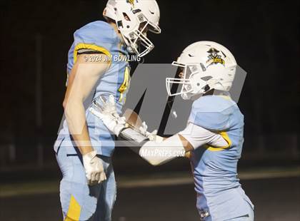 Thumbnail 2 in Tuscola vs Cumberland (IHSA 1A Round 1) photogallery.