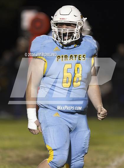 Thumbnail 3 in Tuscola vs Cumberland (IHSA 1A Round 1) photogallery.