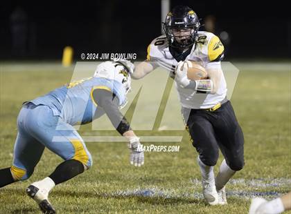 Thumbnail 2 in Tuscola vs Cumberland (IHSA 1A Round 1) photogallery.