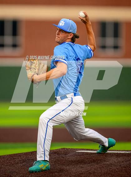 Thumbnail 3 in Spring Hill vs. Van Alstyne (UIL 4A D2 Region Semifinal) photogallery.