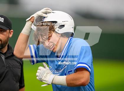 Thumbnail 3 in Spring Hill vs. Van Alstyne (UIL 4A D2 Region Semifinal) photogallery.