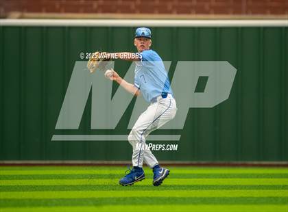 Thumbnail 3 in Spring Hill vs. Van Alstyne (UIL 4A D2 Region Semifinal) photogallery.