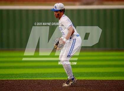 Thumbnail 3 in Spring Hill vs. Van Alstyne (UIL 4A D2 Region Semifinal) photogallery.