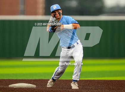 Thumbnail 2 in Spring Hill vs. Van Alstyne (UIL 4A D2 Region Semifinal) photogallery.