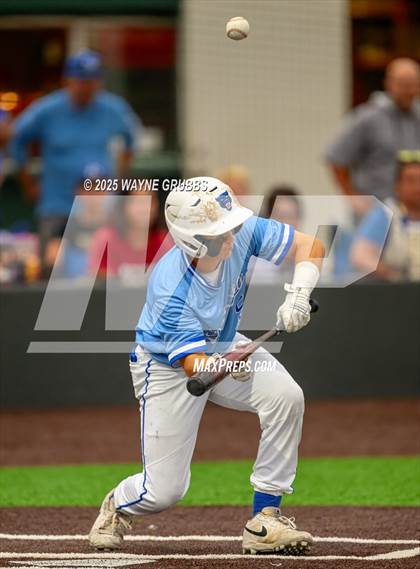 Thumbnail 2 in Spring Hill vs. Van Alstyne (UIL 4A D2 Region Semifinal) photogallery.