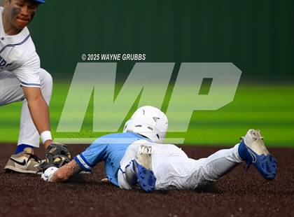 Thumbnail 3 in Spring Hill vs. Van Alstyne (UIL 4A D2 Region Semifinal) photogallery.