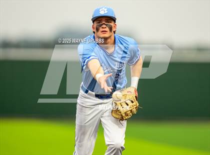 Thumbnail 1 in Spring Hill vs. Van Alstyne (UIL 4A D2 Region Semifinal) photogallery.