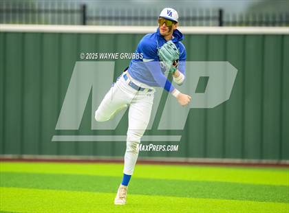 Thumbnail 1 in Spring Hill vs. Van Alstyne (UIL 4A D2 Region Semifinal) photogallery.