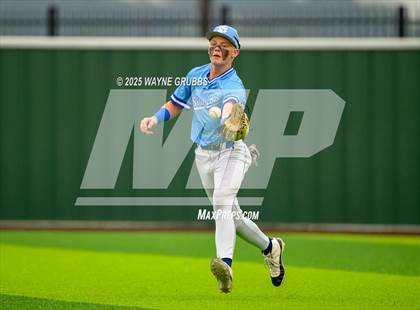 Thumbnail 1 in Spring Hill vs. Van Alstyne (UIL 4A D2 Region Semifinal) photogallery.