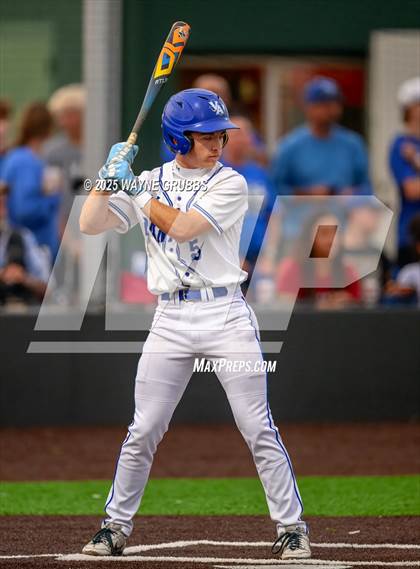 Thumbnail 3 in Spring Hill vs. Van Alstyne (UIL 4A D2 Region Semifinal) photogallery.